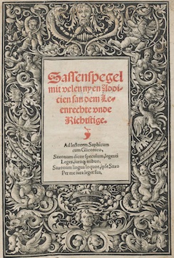 Sassenspegel. Titelblatt der Ausgabe Augsburg, 1516.
